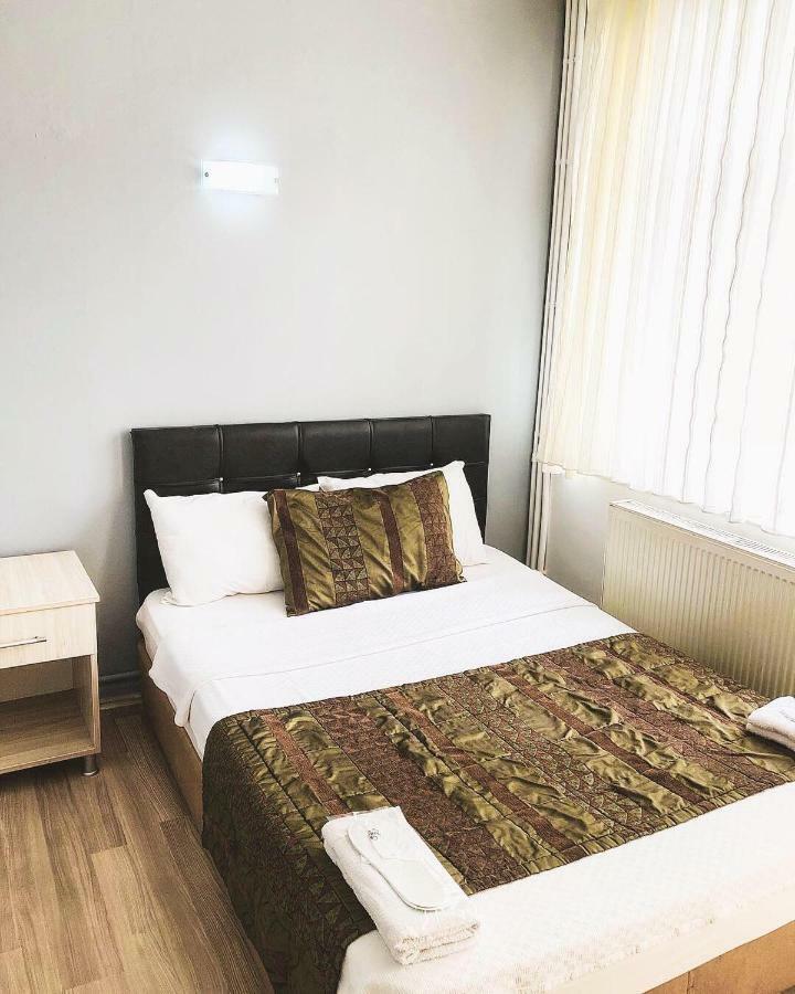 Ozdemir Pansiyon Hotel Heybeliada Exterior photo